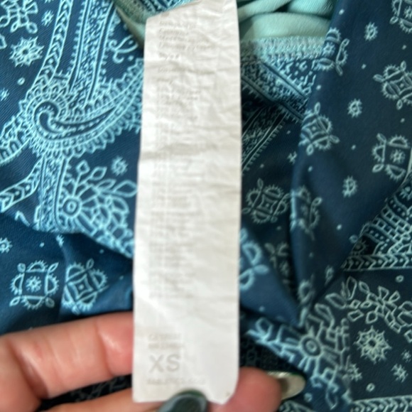 Fabletics PowerHold Kessler II High Waisted Strappy 7/8 Legging. XS - Picture 6 of 7